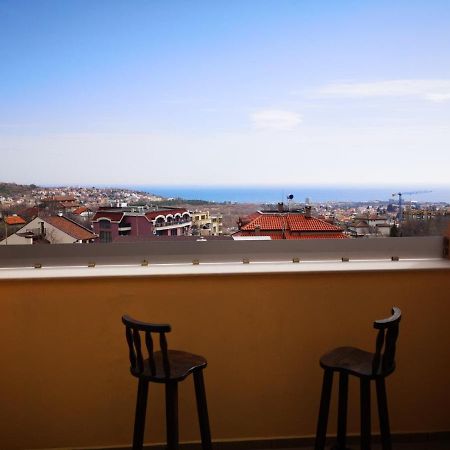 Alfa Guest Rooms With Parking Varna Exterior foto