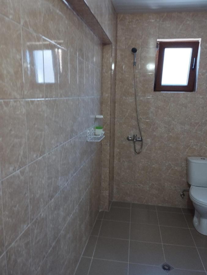 Alfa Guest Rooms With Parking Varna Exterior foto