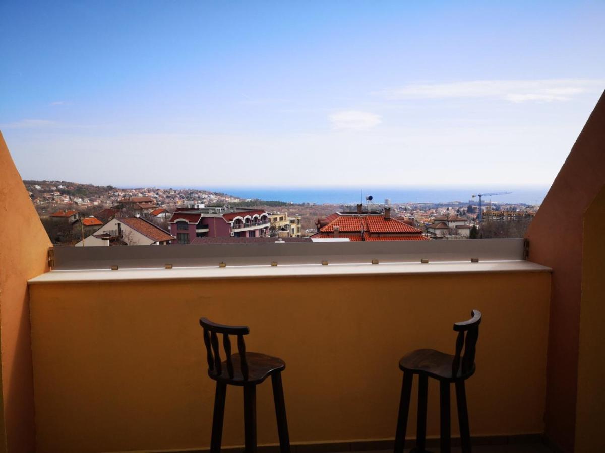 Alfa Guest Rooms With Parking Varna Exterior foto